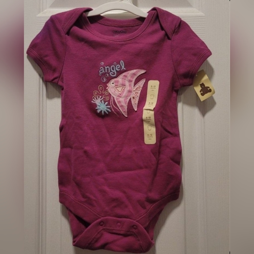 NWT New With Tags Baby GAP Girl's Pink Angel Fish One Piece Size 6-12 Months